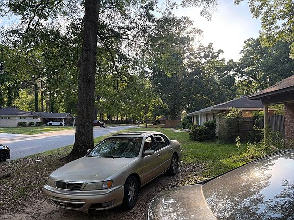 5th image of 6608 Hinkson Rd