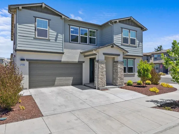 1408 Oak Circle, Rohnert Park, CA 94928