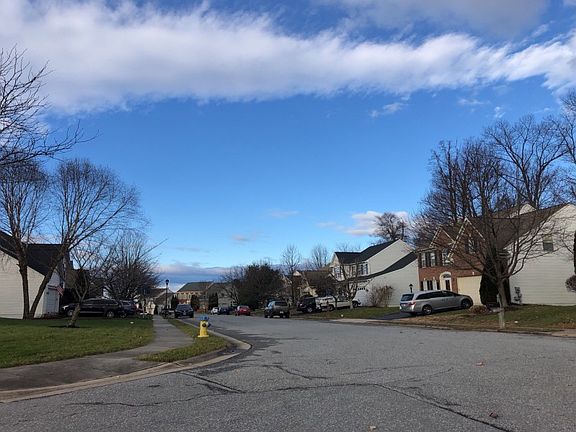 4th image of 6354 Claridge Dr N