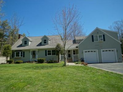 13 Cross Rd, Sandown, NH, 03873