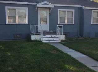 805 N 1st St, Garden City, KS 67846