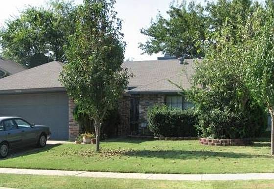 1st image of 2204 Bassett Dr