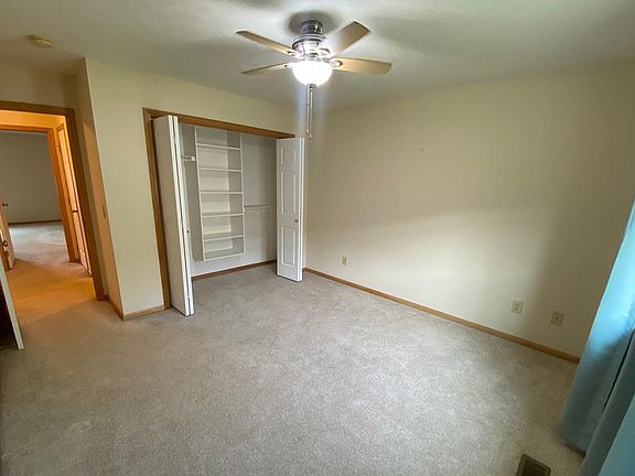 5th image of 3604 McLaughlin Dr