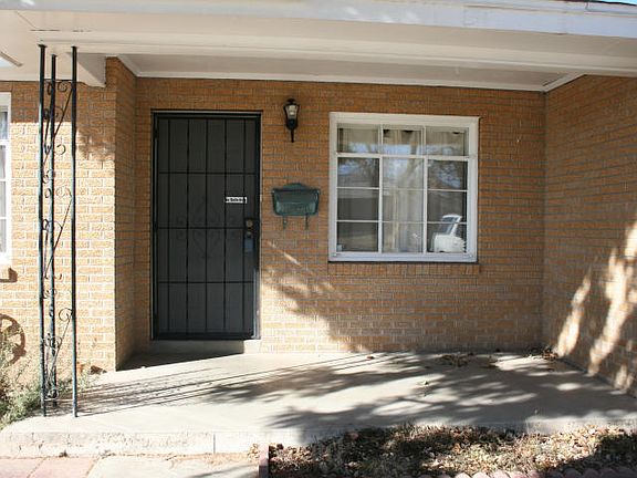 2nd image of 2621 Cardenas Dr NE