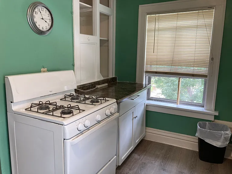 409 Ashland Ave #9 — Photo 23