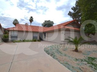 5811 W Saragosa St, Chandler, AZ 85226