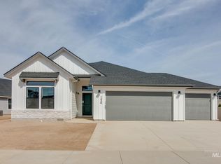 1230 W Flower Gdn, Saint Meridian, ID 83642
