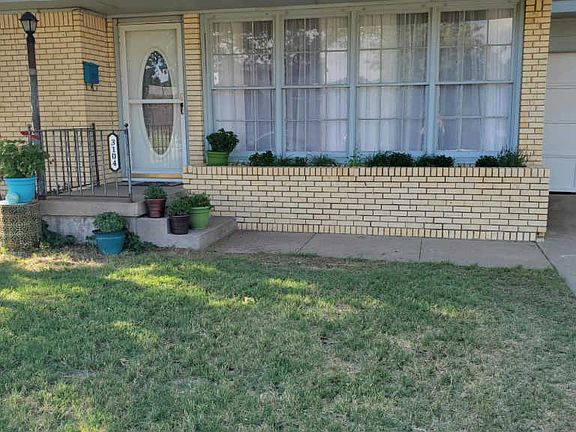 3rd image of 3104 Westhaven Dr