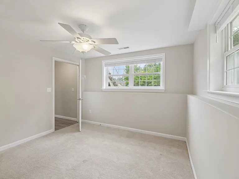 713 Mimosa Cove Rd — Photo 6