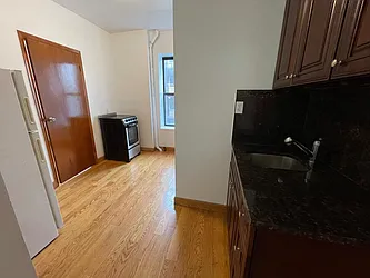 Rented by Best Apartments North Inc