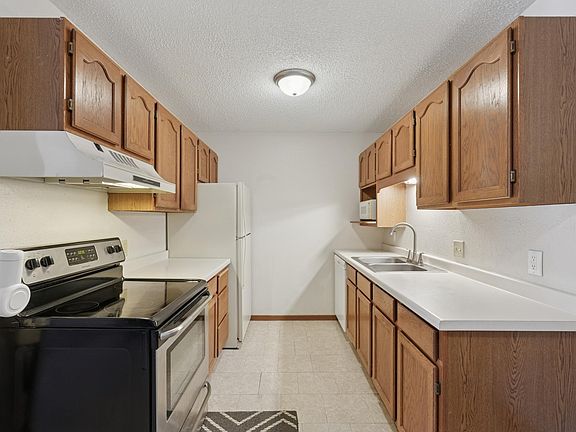 3rd image of 3125 Cory Ln APT 208