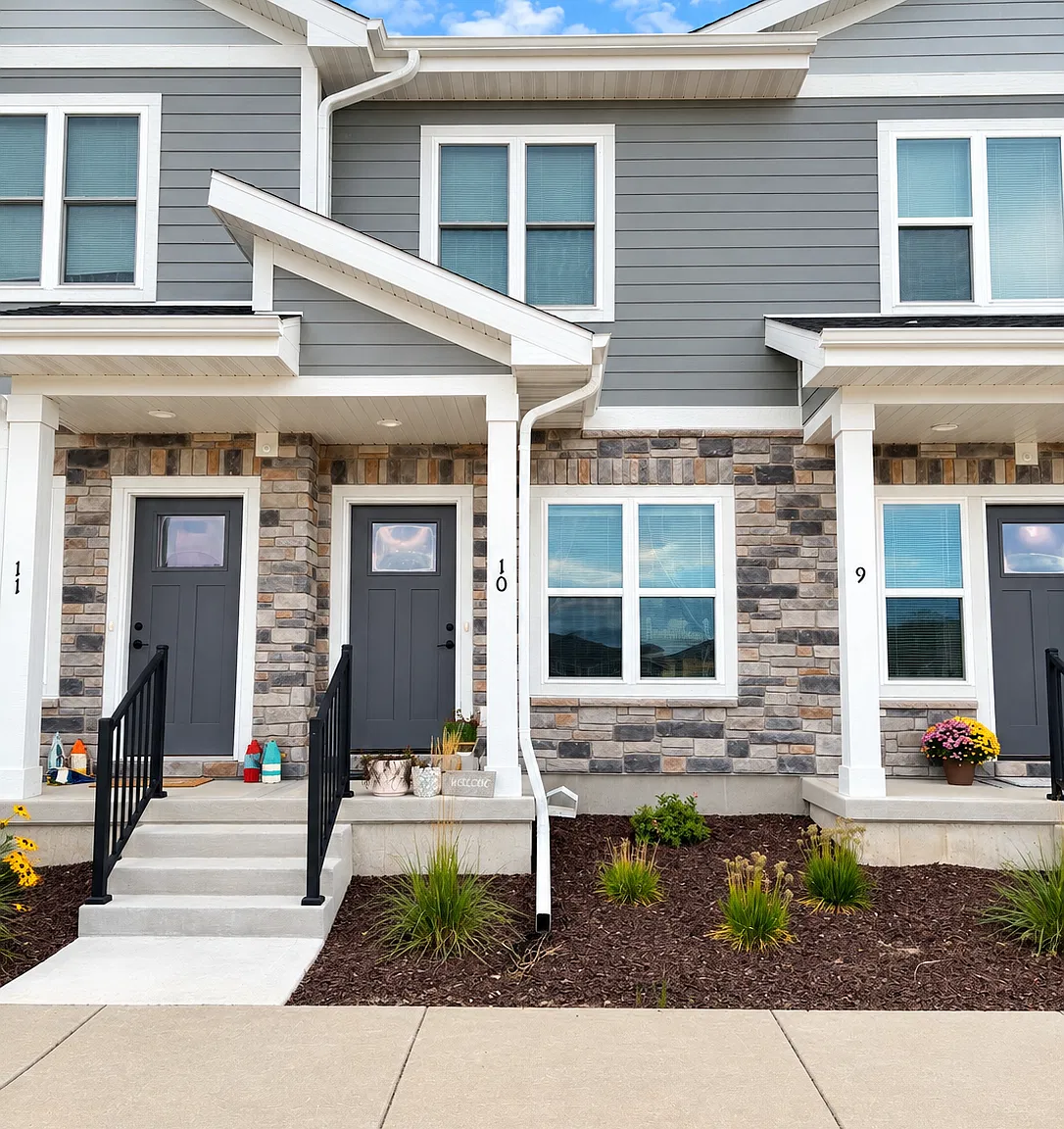 2920 Radicchio Dr — Photo 1