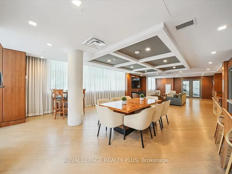 1575 Lakeshore Rd W #117 — Photo 34