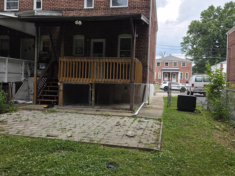 1615 Naturo Rd — Photo 2