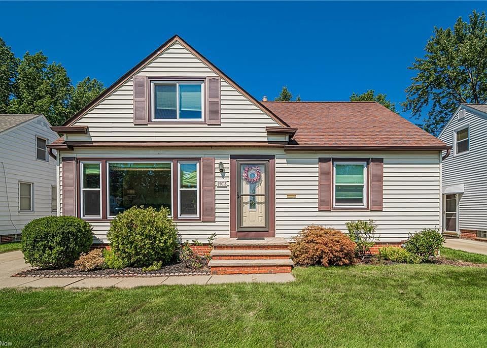 1st image of 29013 W Willowick Dr
