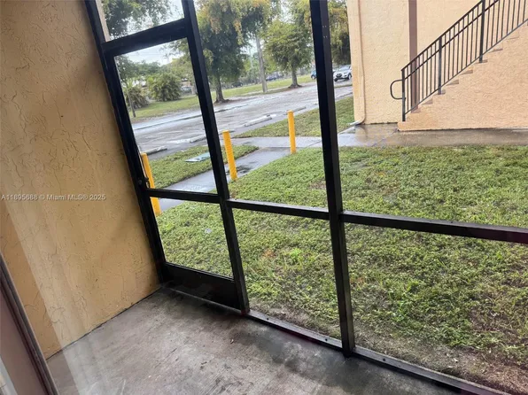 2820 NW 55th Ave APT 1D, Fort Lauderdale, FL 33313
