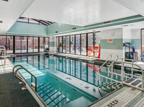 422 East 72nd Street image 9 of 12