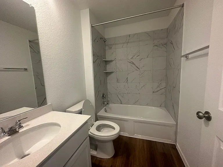 453 Alamito Ave — Photo 26