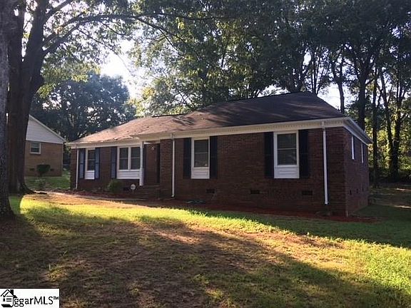 5th image of 209 Willow Oaks Dr