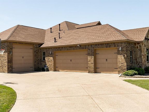 5th image of 12524 Lake Shore Ct N