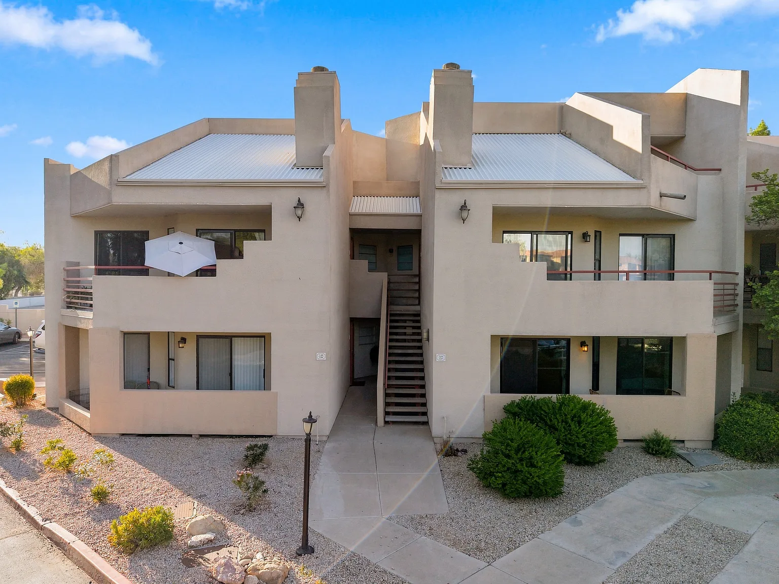 4850 E Desert Cove Ave — Photo 2