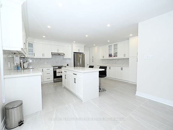 3rd image of 88 Bayshore Dr