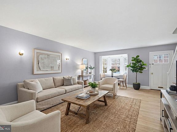 2nd image of 214 Murdock Rd