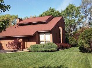 3330 Pomeroy Rd, Downers Grove, IL 60515