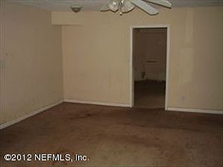 3rd image of 5879 Oaklane Dr