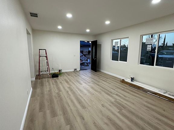 2nd image of 10691 Seamont Dr