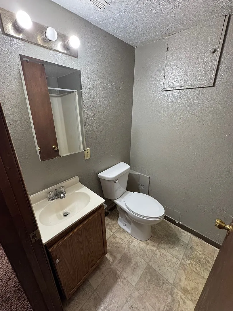 818 North 7th Street — Photo 4