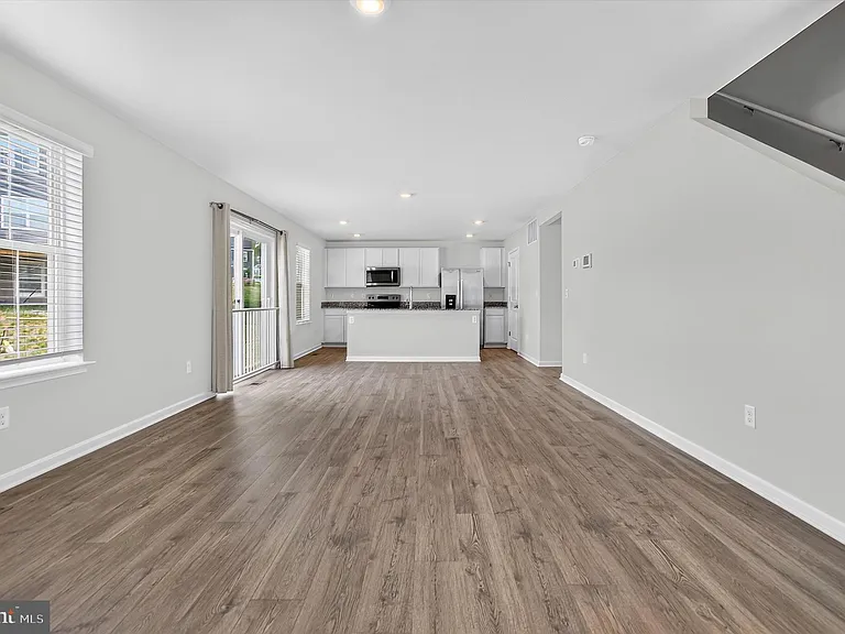 3155 White Tail Dr — Photo 11