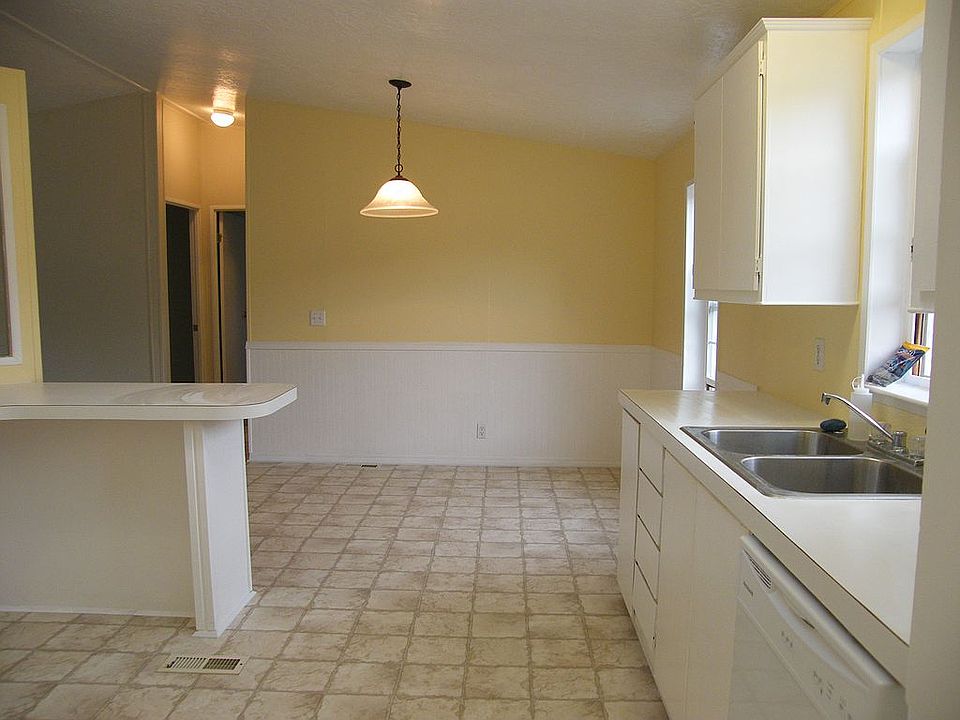 2nd image of 89311 Knight Rd