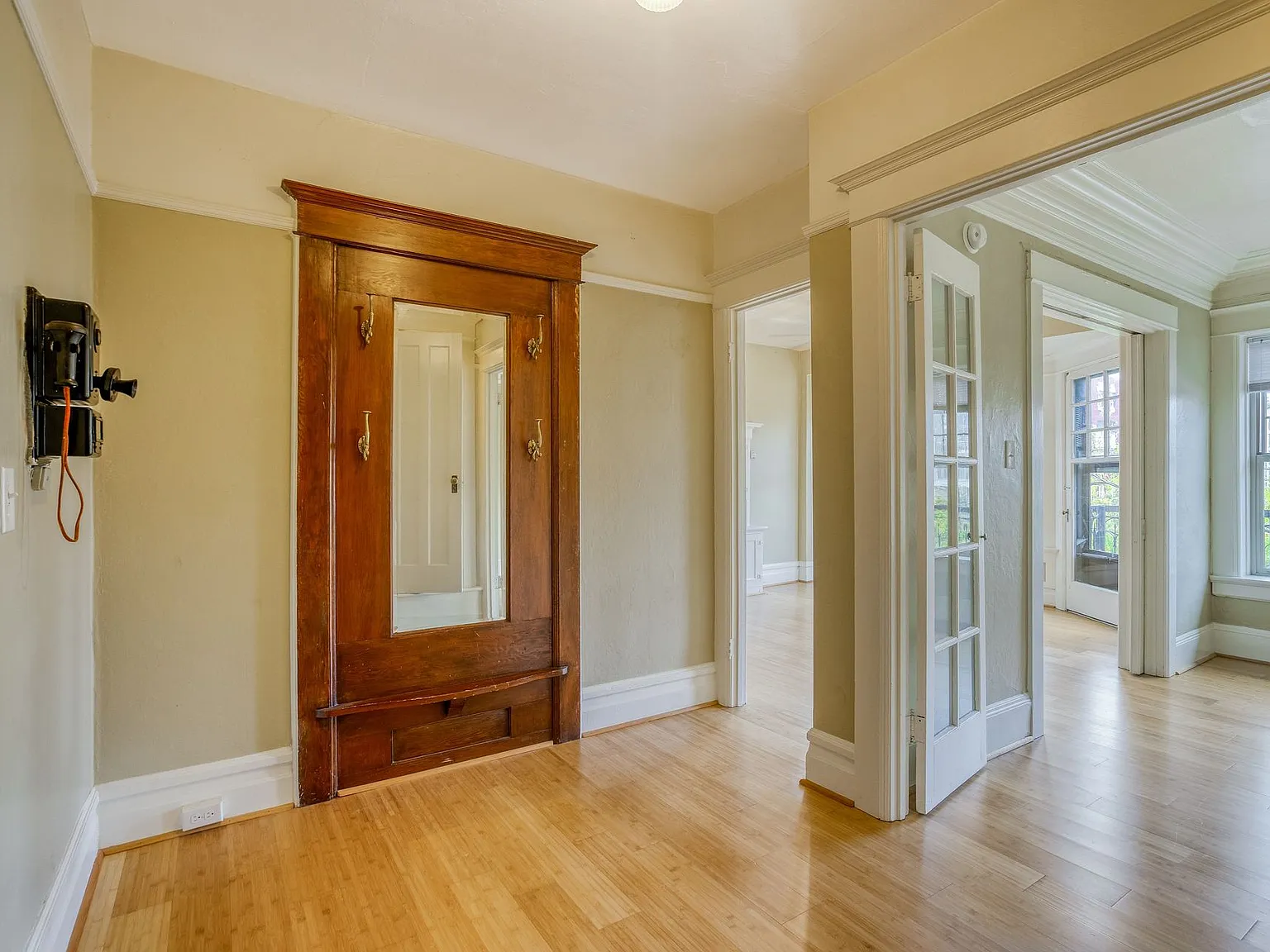 Raintree Apartments — Photo 3