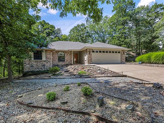 2nd image of 8 Boyce Ln