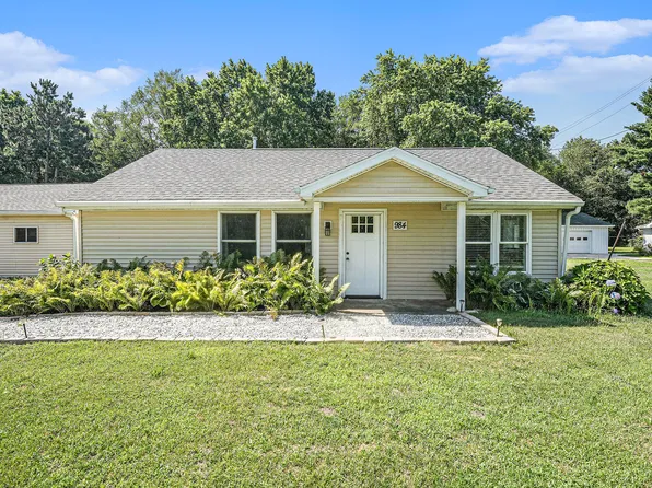984 106th Ave, Plainwell, MI 49080