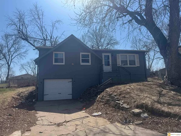 4809 N 130th Cir, Omaha, NE 68164