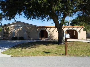 2359 N Wallen Dr, Palm Beach Gardens, FL 33410