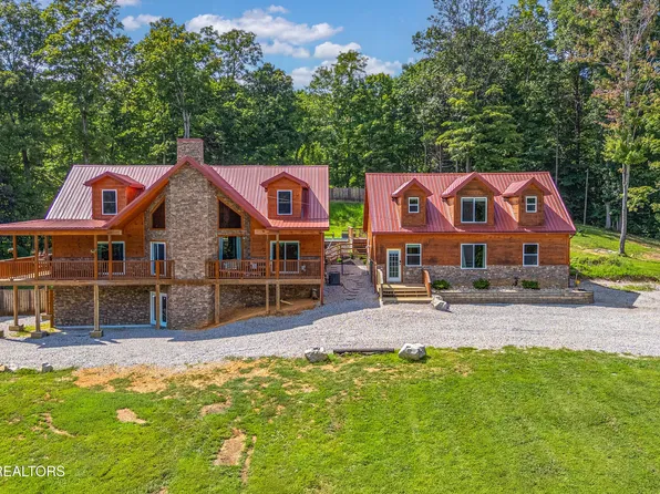 8521 Parker Dr, Corryton, TN 37721