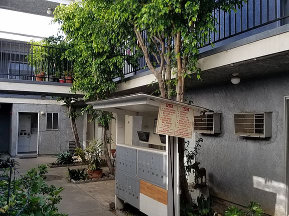 3rd image of 12745 Vanowen St APT 12