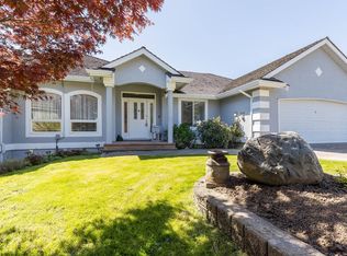 35148 Knox Cres, Abbotsford, BC V3G 2W3