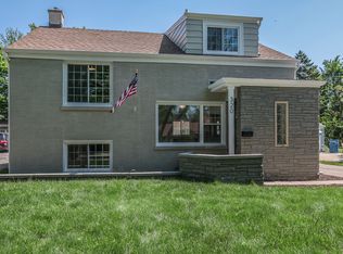 320 W Hillside Ave, Elmhurst, IL