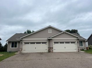 3266 White Oak Ln, EAU CLAIRE, WI 54703
