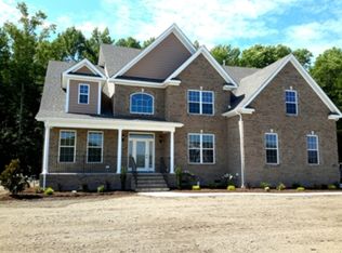 305 Scone Castle Loop, Chesapeake, VA 23322