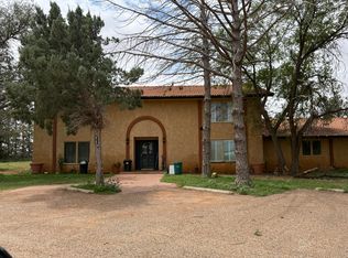 1614 Cactus Dr, Levelland, TX 79336