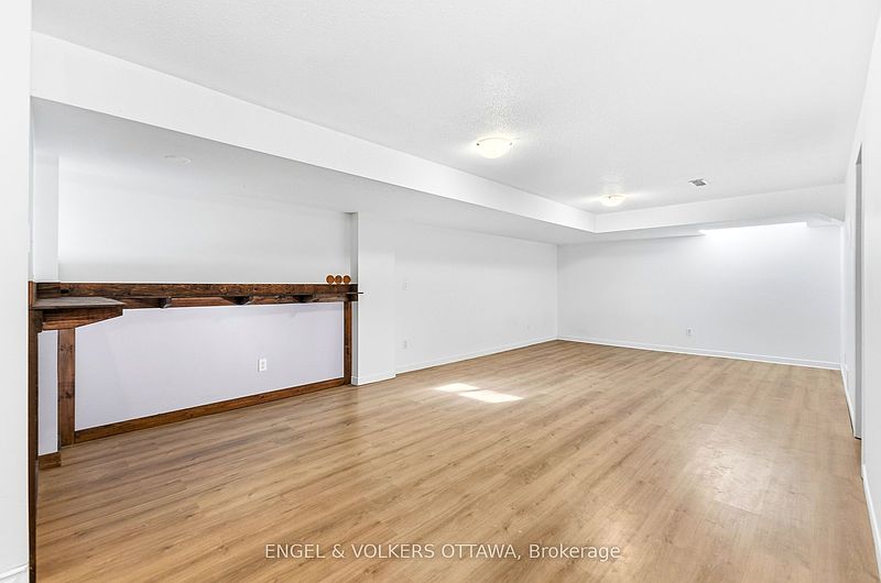 Ottawa House for rent - 3 Bedrooms — photo 19