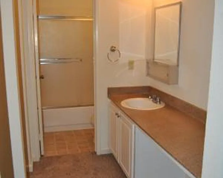 2950 Portage Bay — Photo 102