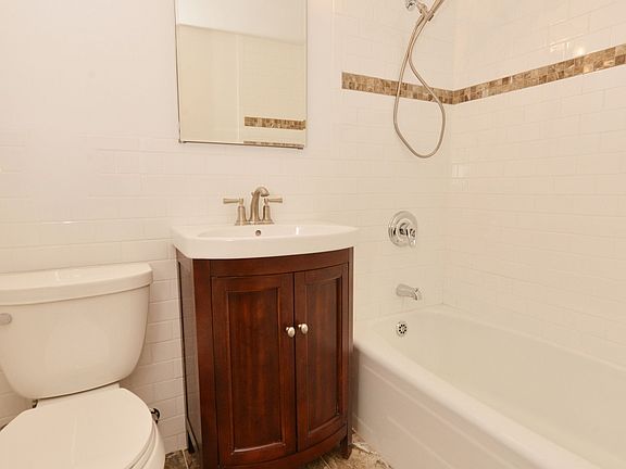 4th image of 330 E 49th St APT 11H