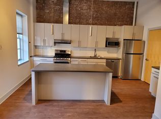 2212 Walnut St #301, Philadelphia, PA 19103