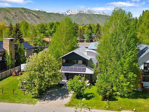 3rd image of 665 Cache Creek Dr